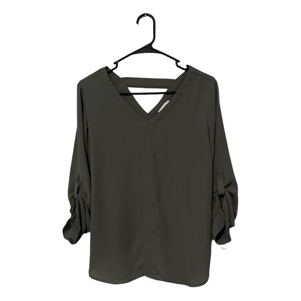 Loft olive green top
Size xsmall